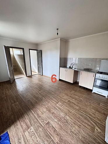 📌АДРЕС: Срочно продается полдома с отличной локацией со своим участком at lalafo.kg 📌АДРЕС: Срочно продается полдома с отличной локацией со своим участком