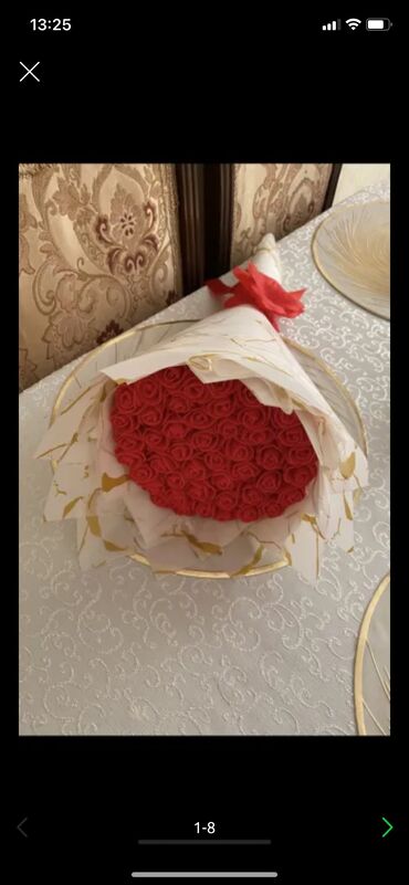 Buket güllər: Satilirlar endirim olub.Gul buketler 20m.cadirilma Hezi Aslaniv metro — 7