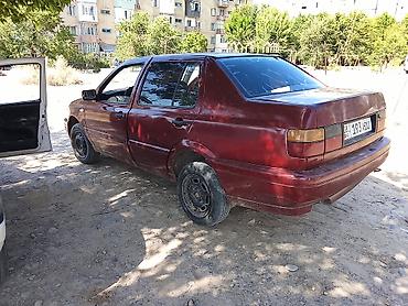a8 d2: Volkswagen Vento: 1995 г., 1.8 л, Механика, Бензин, Седан — 5