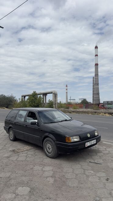 Volkswagen: Volkswagen Passat Variant: 1990 г., 1.8 л, Механика, Бензин, Универсал — 12