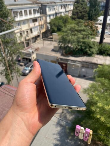 Infinix: Infinix Note 40 Pro, 256 GB, rəng - Yaşıl, Simsiz şarj
