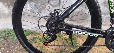velosiped qız üçün: İşlənmiş Şəhər velosipedi Adidas, 29", sürətlərin sayı: 30, Ünvandan götürmə