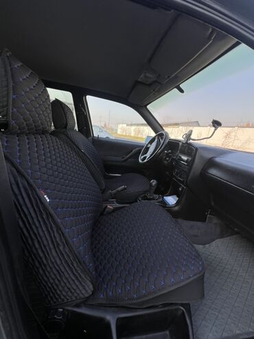 Volkswagen: Volkswagen Passat Variant: 1994 г., 2 л, Механика, Бензин, Универсал — 9