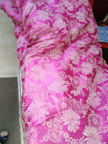 Подушки: Подушки по 300 сом покрывала по 400 сом одеяла ватные и перовые по at lalafo.kg — 8 Подушки: Подушки по 300 сом покрывала по 400 сом одеяла ватные и перовые по — 8