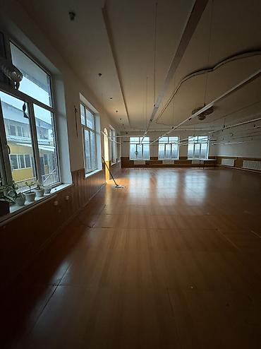 Аренда помещений свободного назначения: Сдаётся в аренду просторное нежилое помещение открытой планировки — 8