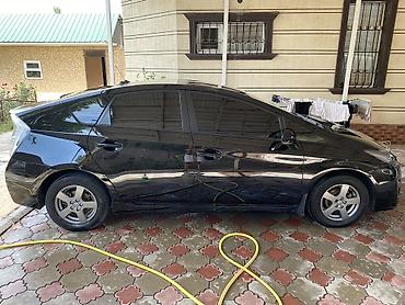 bmw 650: Toyota Prius: 2011 г., 1.8 л, Гибрид — 2