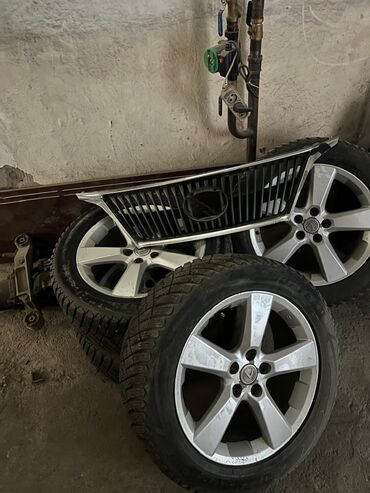амортизатор mark x: Дөңгөлөктөр монтажда 235 / 55 / R 18, Winter stud, Колдонулган, Комплект, Жол тандабастар (АТ/МТ), Куйма, тешиктери - 5