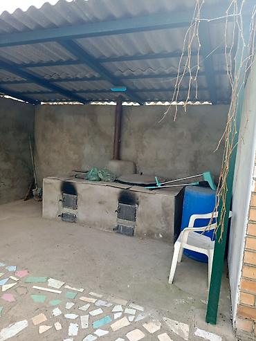 Продажа коттеджей и домов: 🏡 Продаётся двухэтажный кирпичный дом в п. Манас 📍 Недалеко от — 13