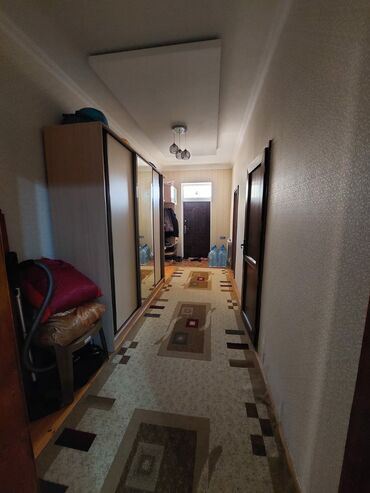 Həyət evləri və villaların satışı: M.Ə. Rəsulzadə qəs. 3 otaqlı, 115 kv. m, Yeni təmirli — 3