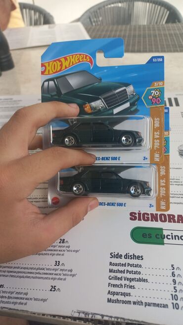 oyuncaq metbex: Satilir 10manat
Hot wheels