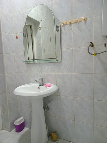 Uzunmüddətli kirayə evlər: 80 kv. m, 3 otaqlı, İşıq, Qaz, Su -da lalafo.az — 7 Uzunmüddətli kirayə evlər: 80 kv. m, 3 otaqlı, İşıq, Qaz, Su — 7