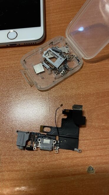 Digər ehtiyat hissələri: İPhone 6 telefonları üçün ehtiyat hissələri dəsti. Dəstdə İphone 6 — 5