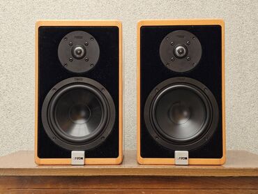 Zvučnici i stereo sistemi: Canton Ergo 200 – par Hi‑Fi bookshelf zvučnika - Tip: dvosistemski — 1