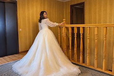 сколько стоит свадебное платье: Продается свадебные платья есть еще варианты реалным клиентам есть — 2