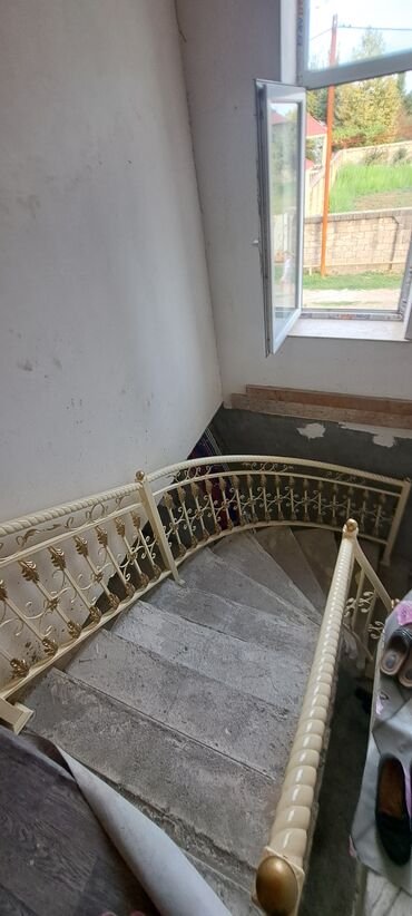 Balkon məhəccərləri: Balkon məhəccəri, Dəmir — 12