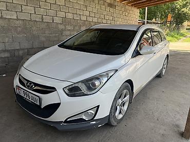 xpeng g3: Hyundai i40: 2014 г., 2 л, Бензин, Универсал — 4