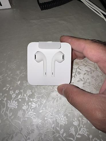 ipad pro 11 2020: Iphone orjinal qulaqlıq (nauşnik). Üstündən cixmadı hec istifade bele — 4