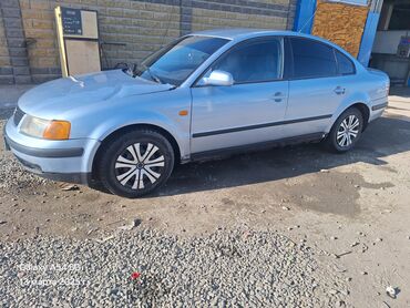 Volkswagen: Volkswagen Passat: 1996 г., 1.8 л, Механика, Бензин, Седан