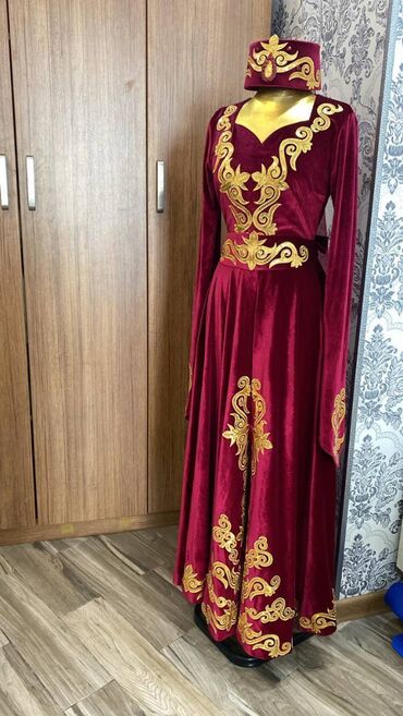 Аксессуары: Yeni cox seliqeli ve keyfiyyetli xina paltari