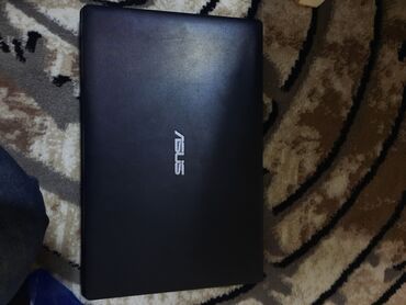 ASUS: İşlənmiş ASUS 15.6 ", Intel Core i5, 256 GB
