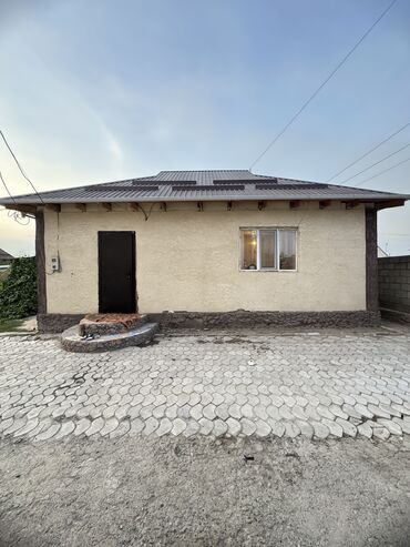 продаю дом село петровка: Дом, 75 м², 3 комнаты, Агентство недвижимости, Косметический ремонт