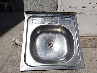 moyka şlanqı: Mətbəx üçün paslanmaz poladdan (nerjavayka) moyka satılır. Ölçüsü — 1