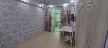 Uzunmüddətli kirayə mənzillər: 2 otaqlı mənzil – mebel və məişət texnikası ilə - Yataq otağı: iri — 14