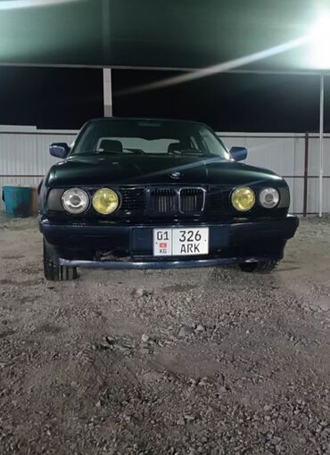 BMW: BMW 520: 1988 г., 2 л, Механика, Бензин, Седан