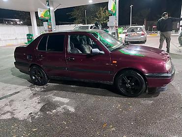 машына вента: Volkswagen Vento: 1992 г., 1.8 л, Механика, Бензин, Седан — 5
