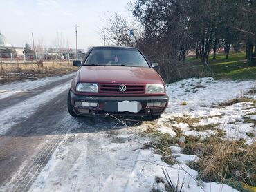 Volkswagen: Volkswagen Vento: 1993 г., 1.8 л, Механика, Газ, Седан