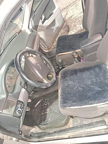 ВАЗ (ЛАДА): ВАЗ (ЛАДА) Priora: 2009 г., Механика, Бензин, Седан — 2