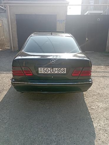 w210 lyuk: Mercedes-Benz E-Class: 2.3 l | 1998 il Sedan — 3