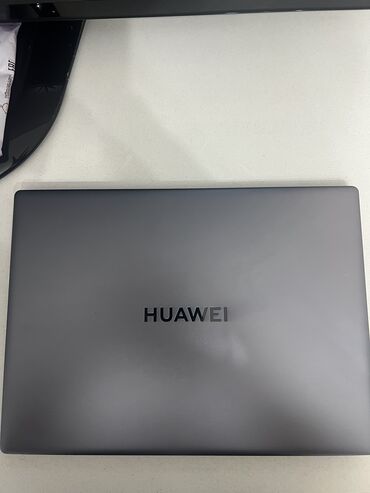 купить игровой ноутбук бу: Ноутбук, Huawei, Б/у, Для несложных задач