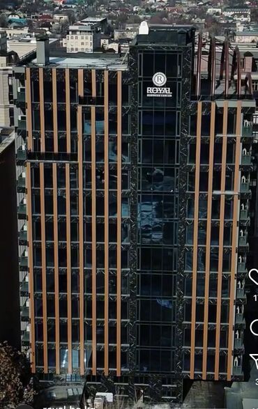 продажа офиса: Сдаю Офис, 68 м², В бизнес центре, 1 линия