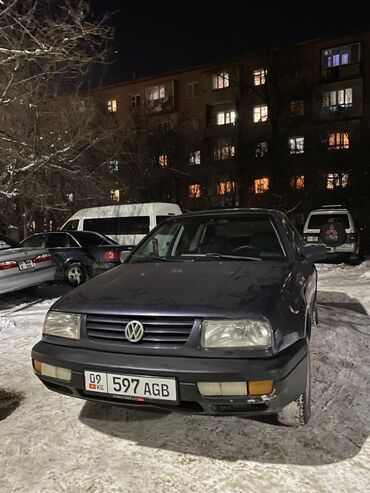 volkswagen b3: Volkswagen Vento: 1992 г., 1.8 л, Механика, Бензин, Седан