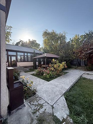 купить дачу в районе г бишкек: 4 комнаты, 200 м², 10 соток, Электричество, Горячая вода, Холодная вода — 4