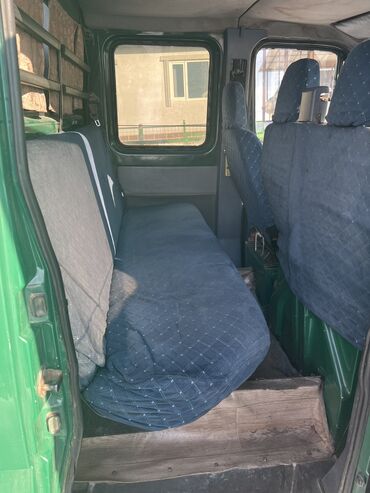 Легкий грузовой транспорт: Легкий грузовик, Б/у — 1