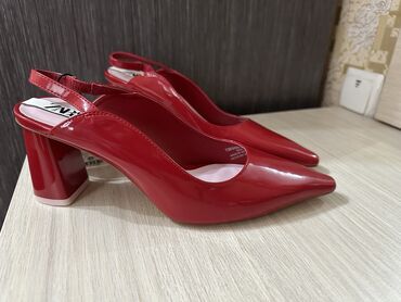 обувь zara: Туфли Zara, 39, цвет - Красный