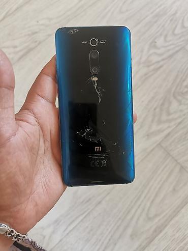 xiaomi redmi 9 t: Xiaomi Mi 9T, rəng - Mavi, 
 Qırıq — 2
