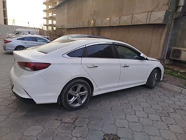 Транспорт: Hyundai Sonata: 2020 г., 2 л, Автомат, Газ, Седан — 9