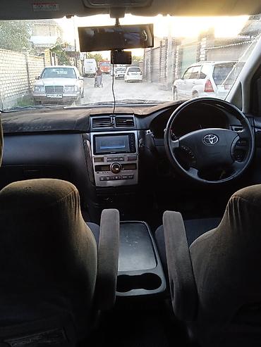 ио пинин: Toyota Ipsum: 2003 г., 2.4 л, Автомат, Бензин, Минивэн — 2