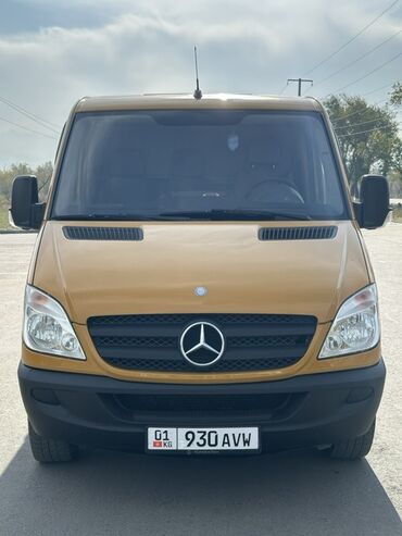 нужна машина для перевозки груза: Жеңил жүк ташуучу унаа, Mercedes-Benz, Стандарт, 3 т, Колдонулган