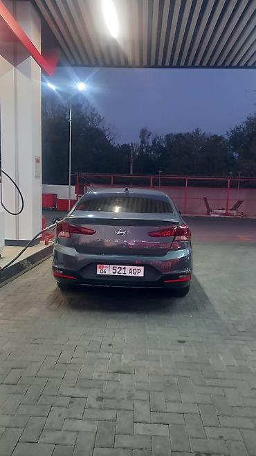 Hyundai Avante: 2019 г., 1.6 л, Автомат, Газ, Седан