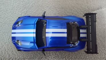 Autići: Nov auto na daljinsko upravljanje. Pale mu se prednja svetla i svetla — 10