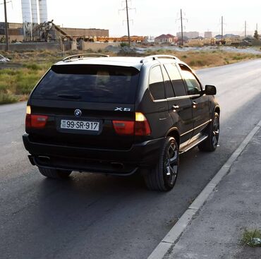 BMW: BMW X5: 4.4 l | 2002 il Ofrouder/SUV