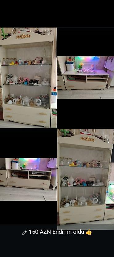 yagmur mebel instagram: Vitrin şkafı və TV stendi dəsti - Rəng: açıq krem/bej, qızılı dekor — 1