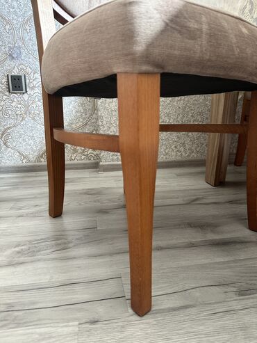 Masa və oturacaq dəstləri: Qonaq otağı üçün, İşlənmiş, Açılan, Kvadrat masa, 6 stul -da lalafo.az — 8 Masa və oturacaq dəstləri: Qonaq otağı üçün, İşlənmiş, Açılan, Kvadrat masa, 6 stul — 8