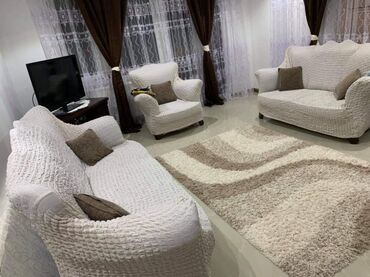 Prekrivači za nameštaj: Prekrivači za trosed,dvosed i fotelju bez karnera️
Cena kompleta — 8