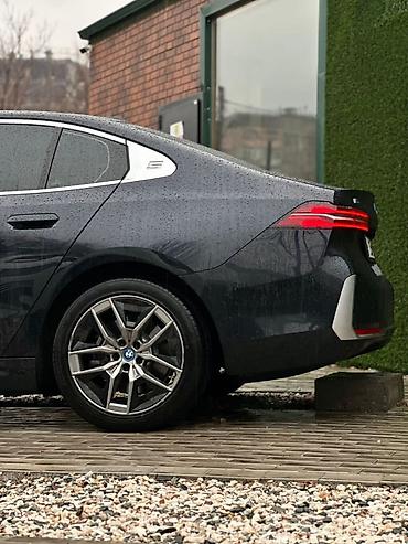 BMW: BMW : 2024 г., Электромобиль, Седан — 7