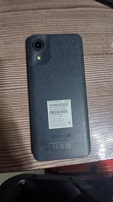 Мобильные телефоны и аксессуары: Samsung Б/у, 32 ГБ, цвет - Черный, 2 SIM — 3